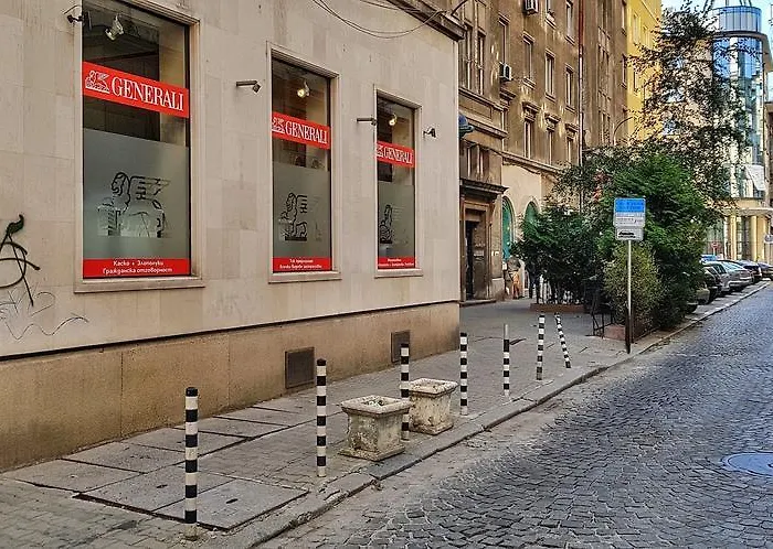 Апартамент 11